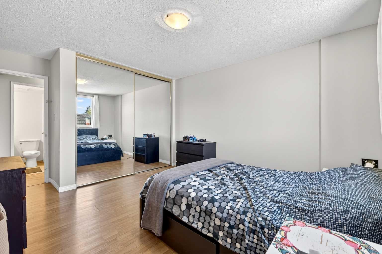 11D, 80 Galbraith Drive SW
