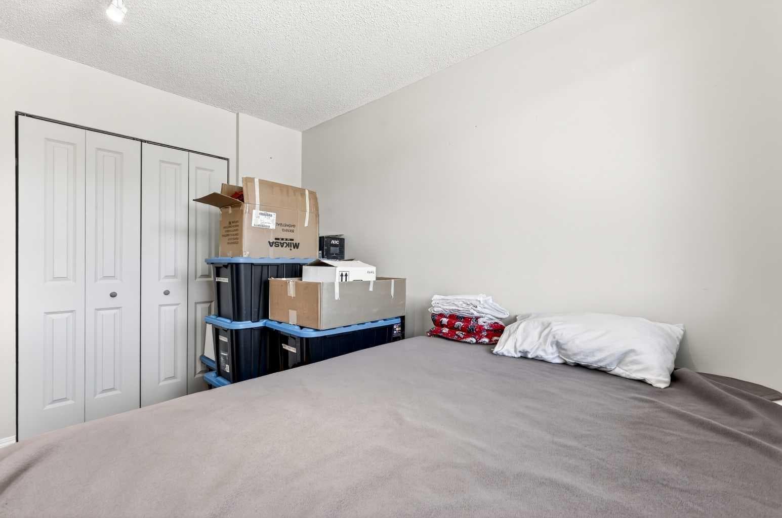11D, 80 Galbraith Drive SW