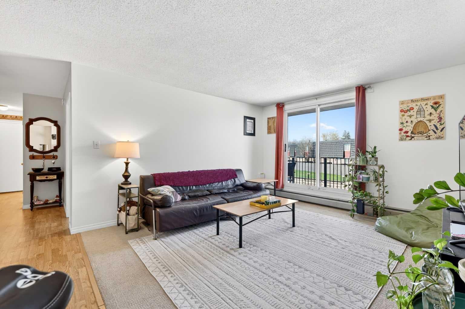 11D, 80 Galbraith Drive SW
