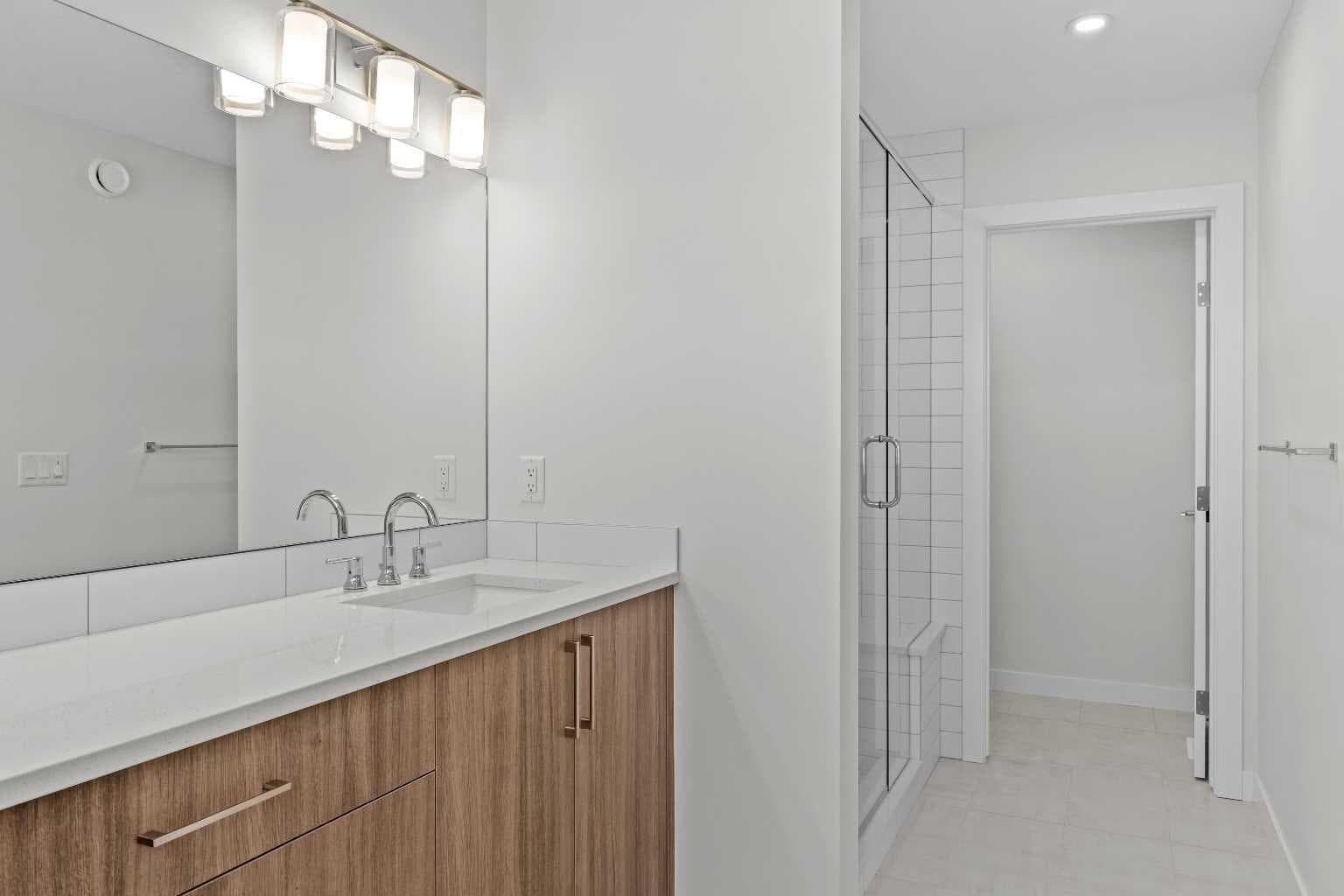 131 Greenwich Drive NW