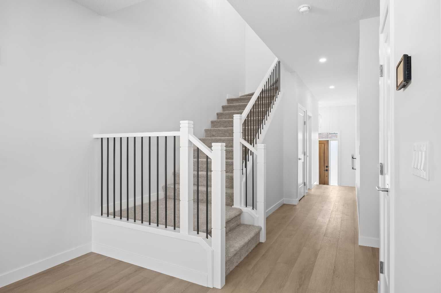 131 Greenwich Drive NW