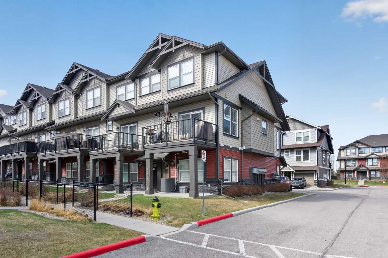 1601, 280 Williamstown Close NW