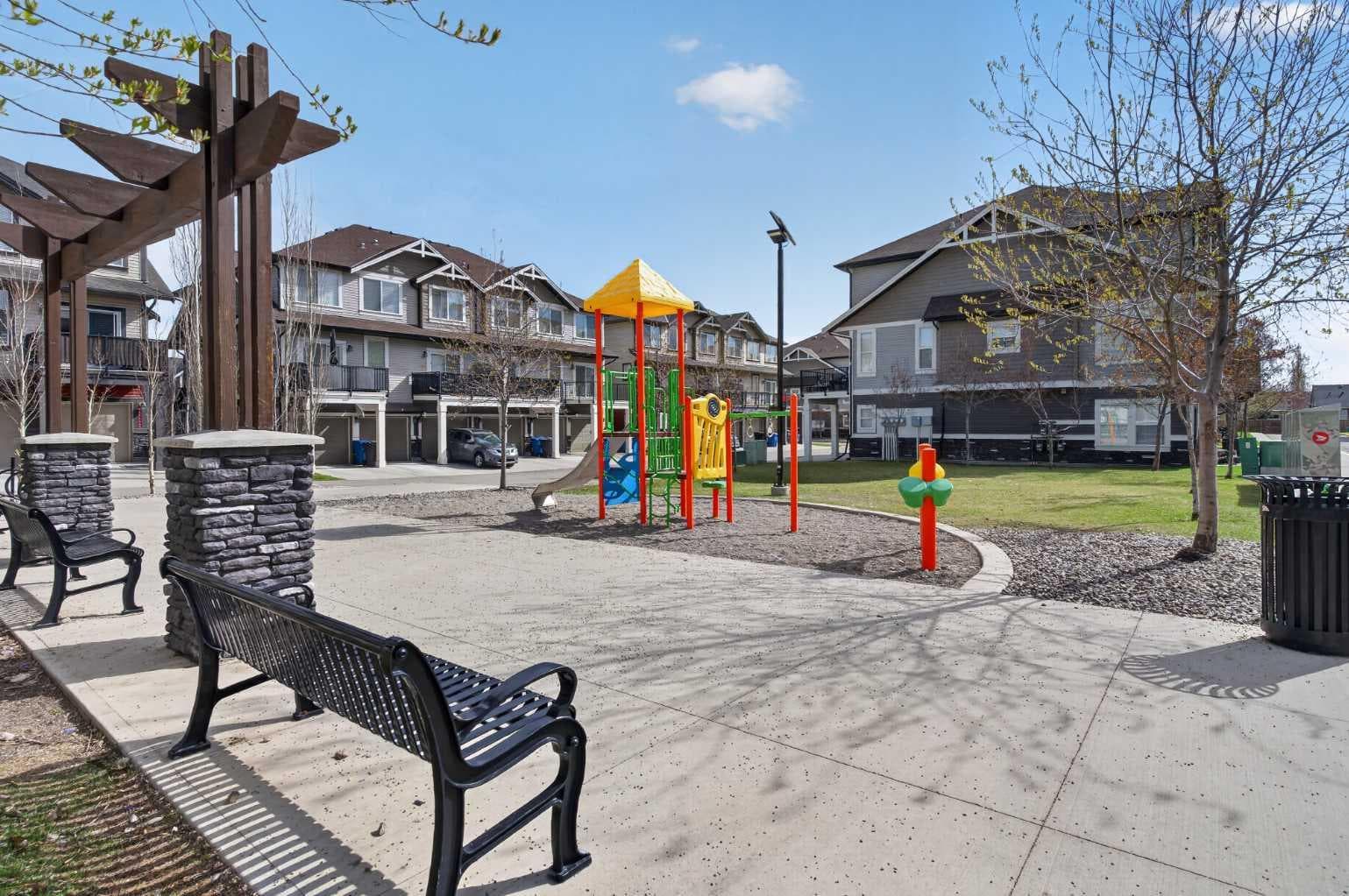1601, 280 Williamstown Close NW