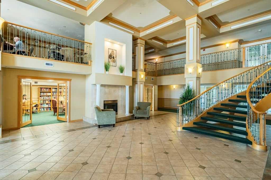 136, 728 Country Hills Road NW