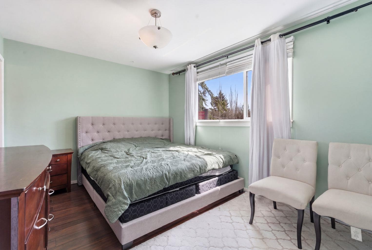 1703 110 Avenue SW
