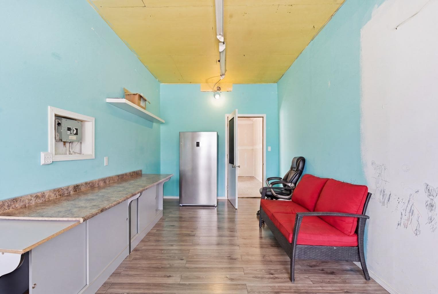 1703 110 Avenue SW