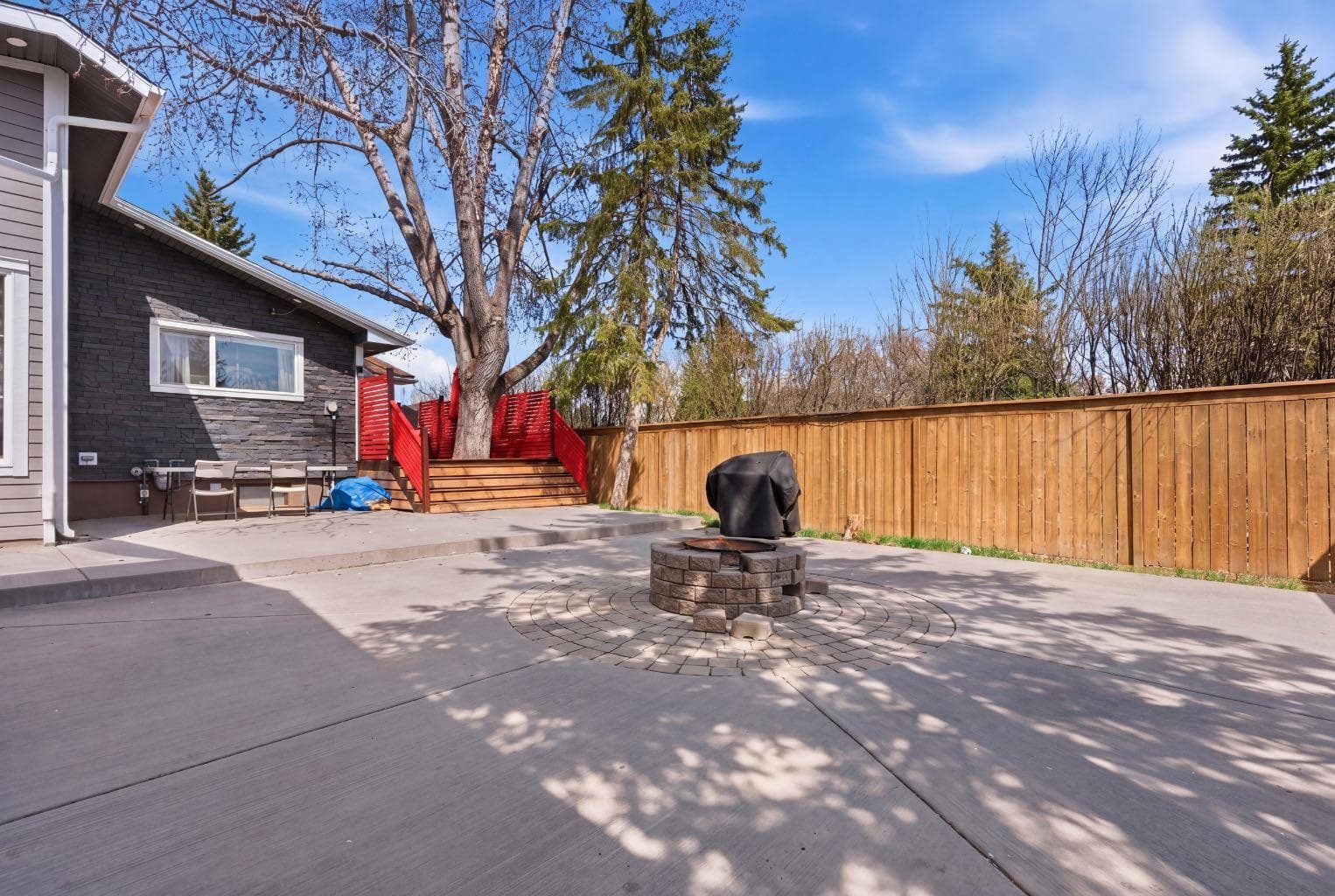 1703 110 Avenue SW