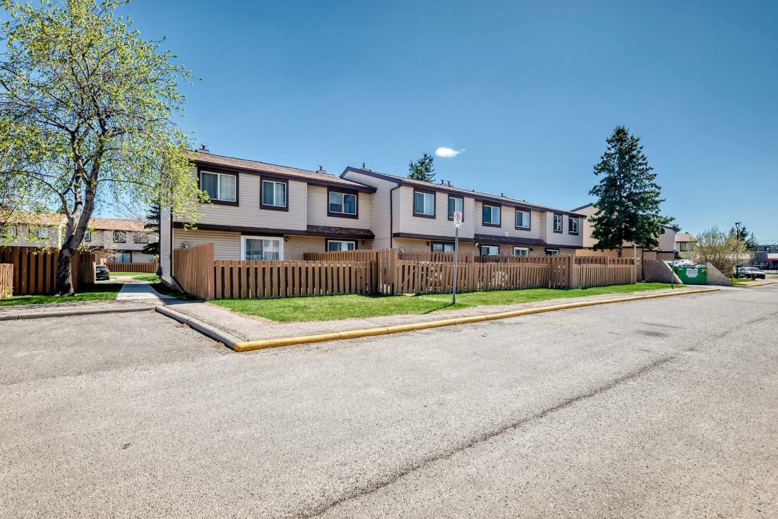 38, 2727 Rundleson Road NE