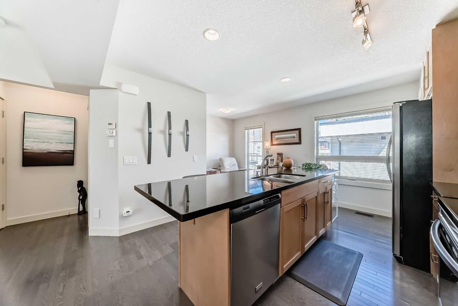 25 Aspen Hills Terrace SW