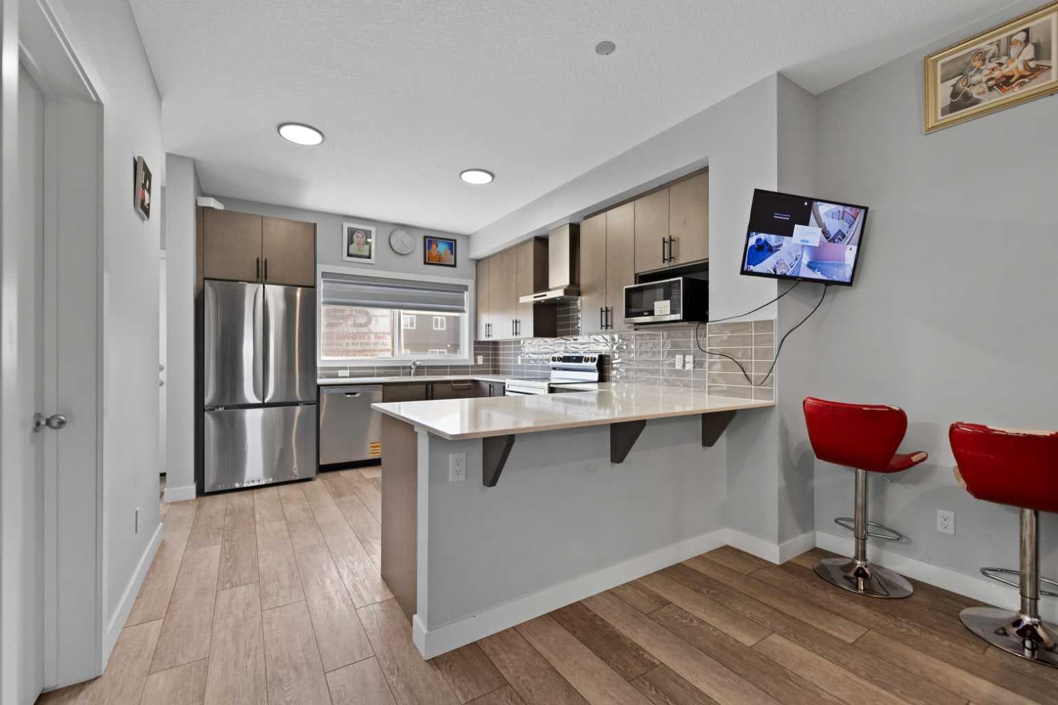 123 Corner Glen Drive NE