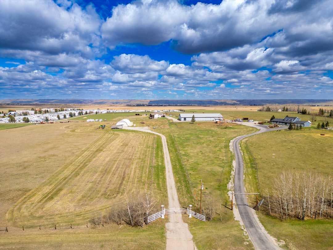 33066 Township Road 250  