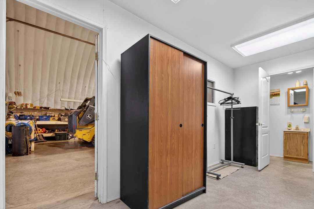 33066 Township Road 250  
