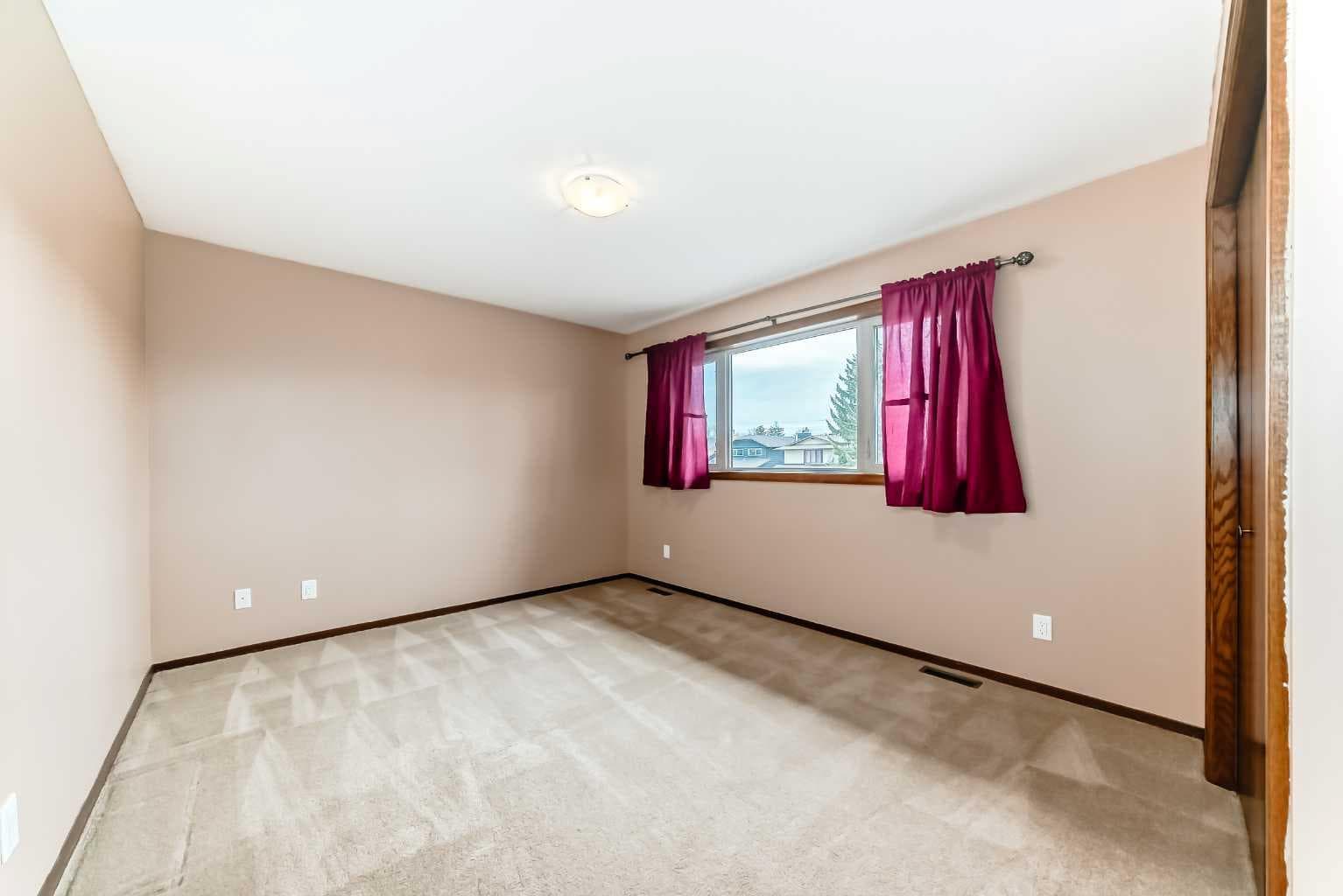 71 Edenwold Place NW