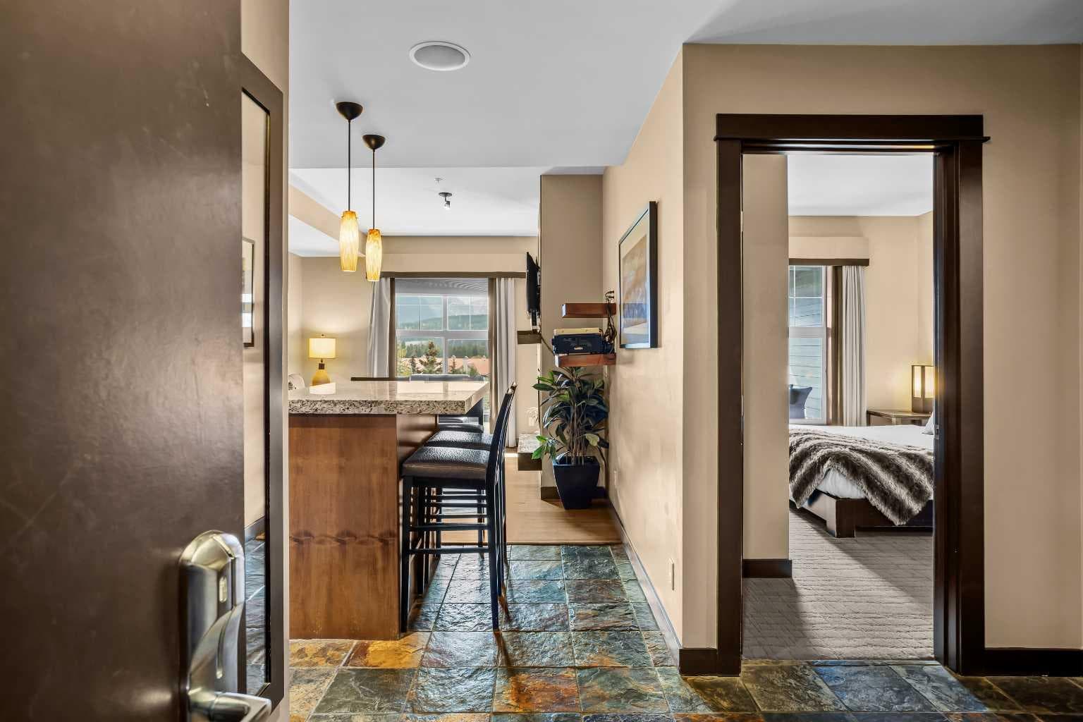 313C, 1818 Mountain Avenue 