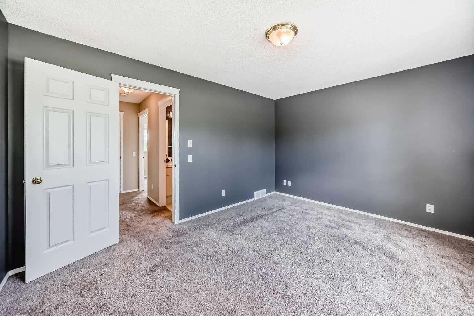 168 Tuscany Valley Drive NW