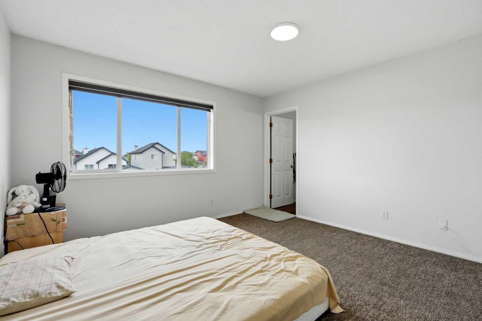 6 Taralea Place NE