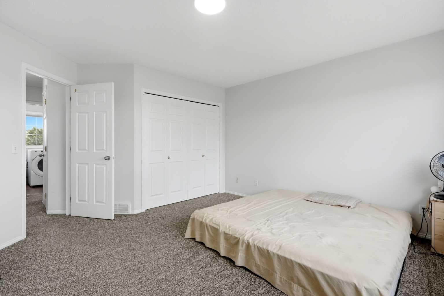6 Taralea Place NE