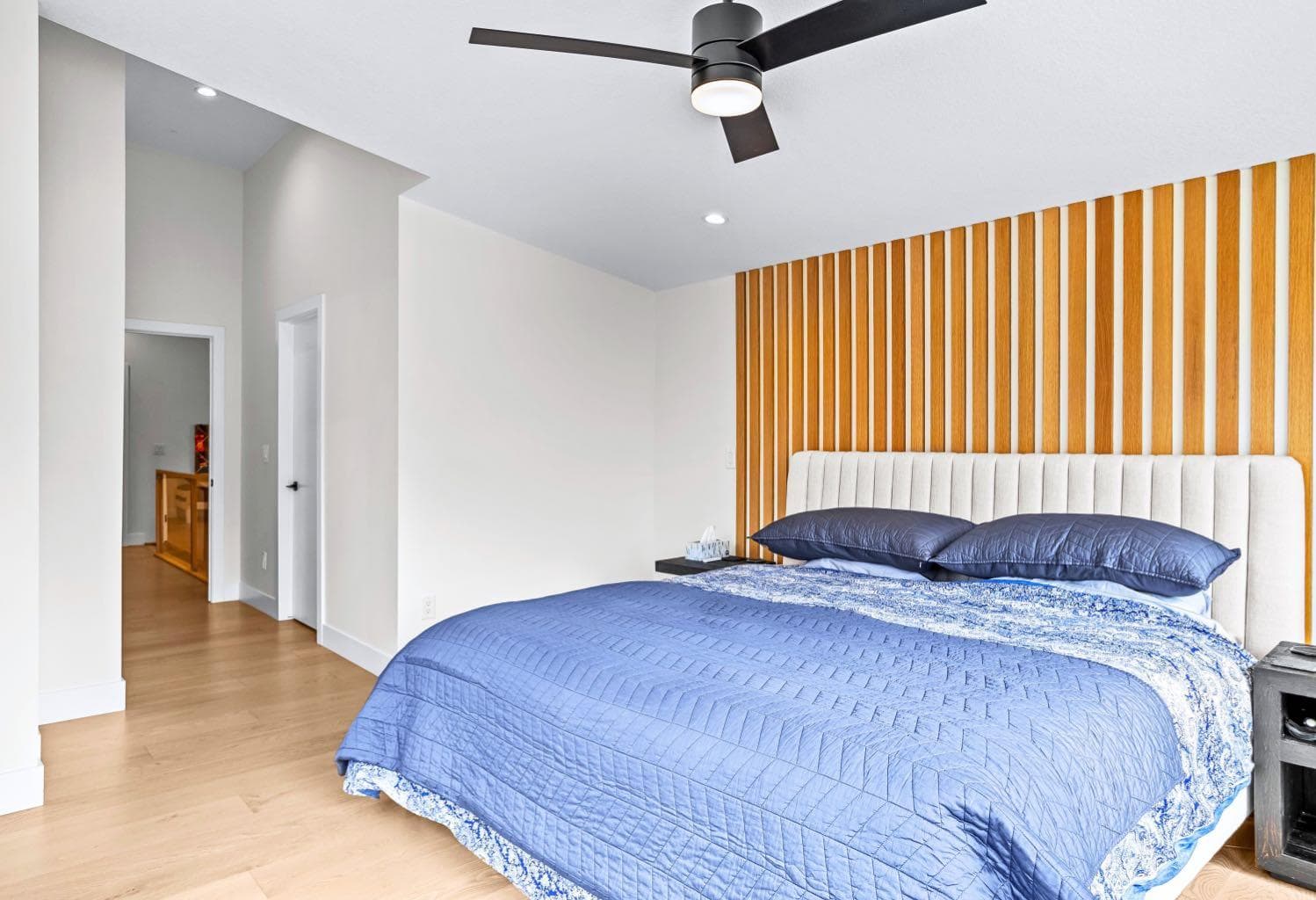 1, 826 7th Street 