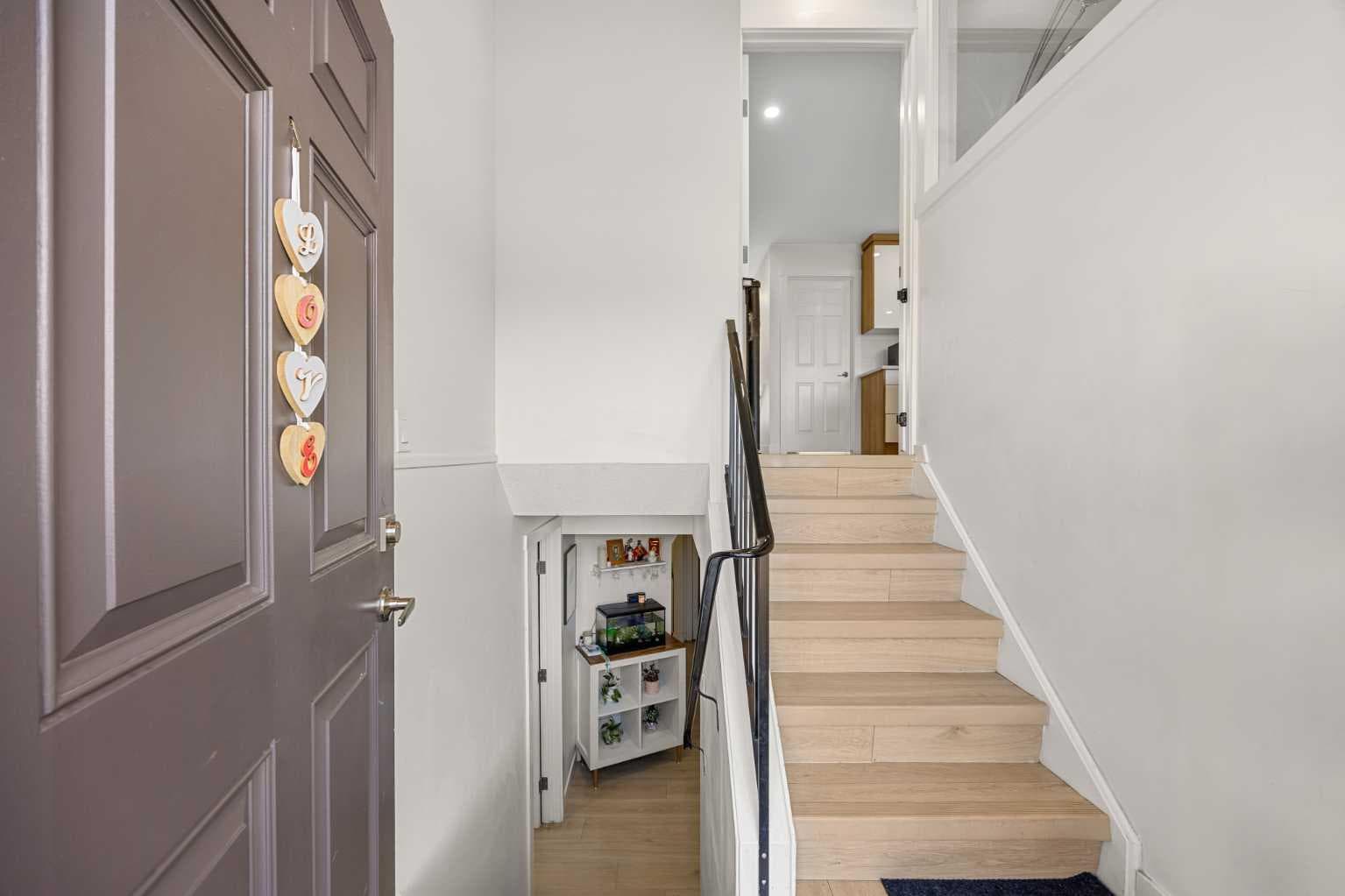 123 Radley Place SE