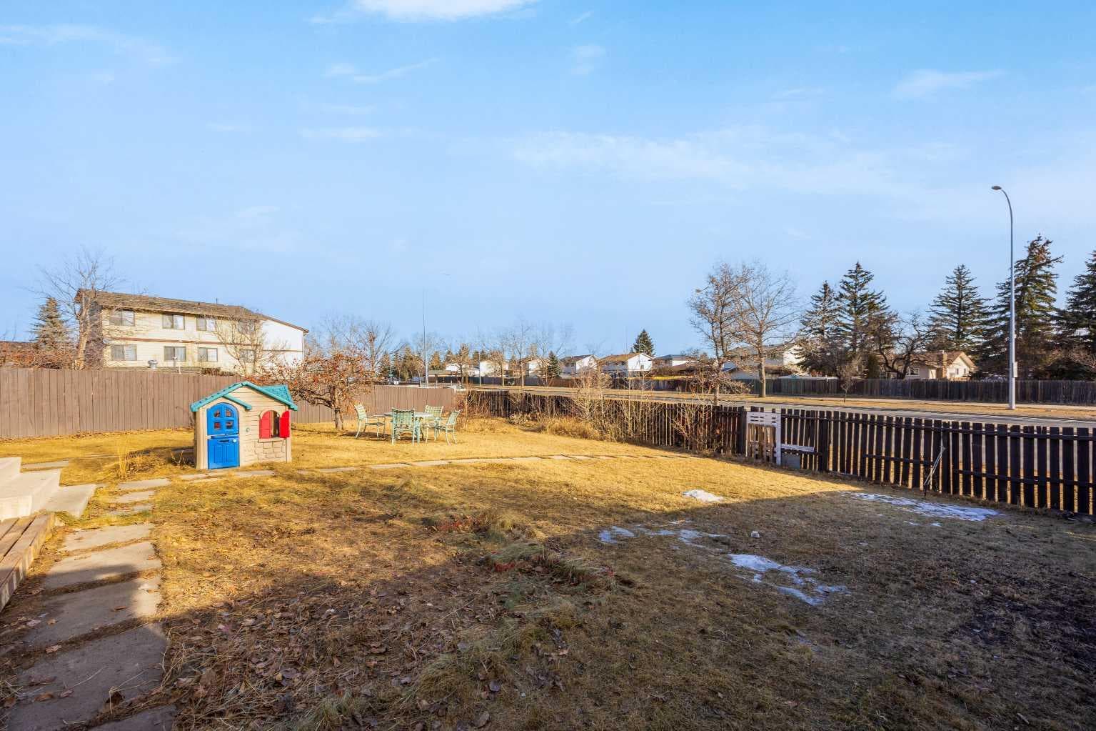123 Radley Place SE