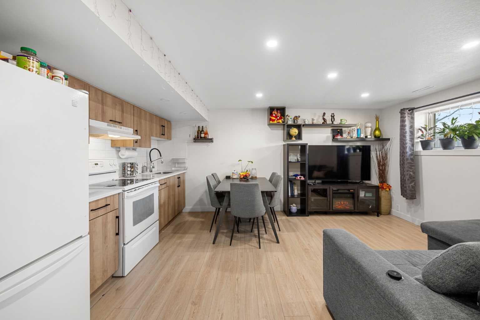 123 Radley Place SE