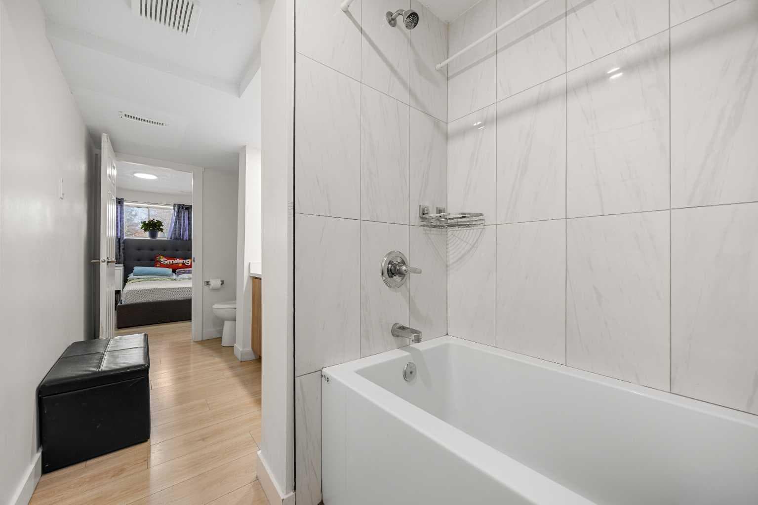 123 Radley Place SE