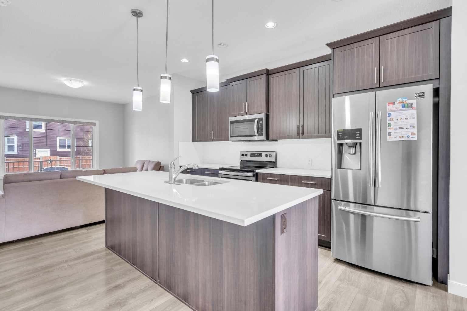 52 Red Embers Manor NE
