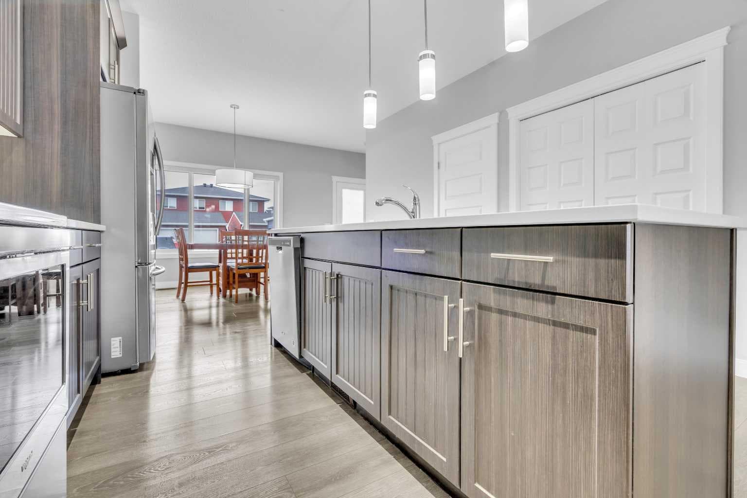 52 Red Embers Manor NE
