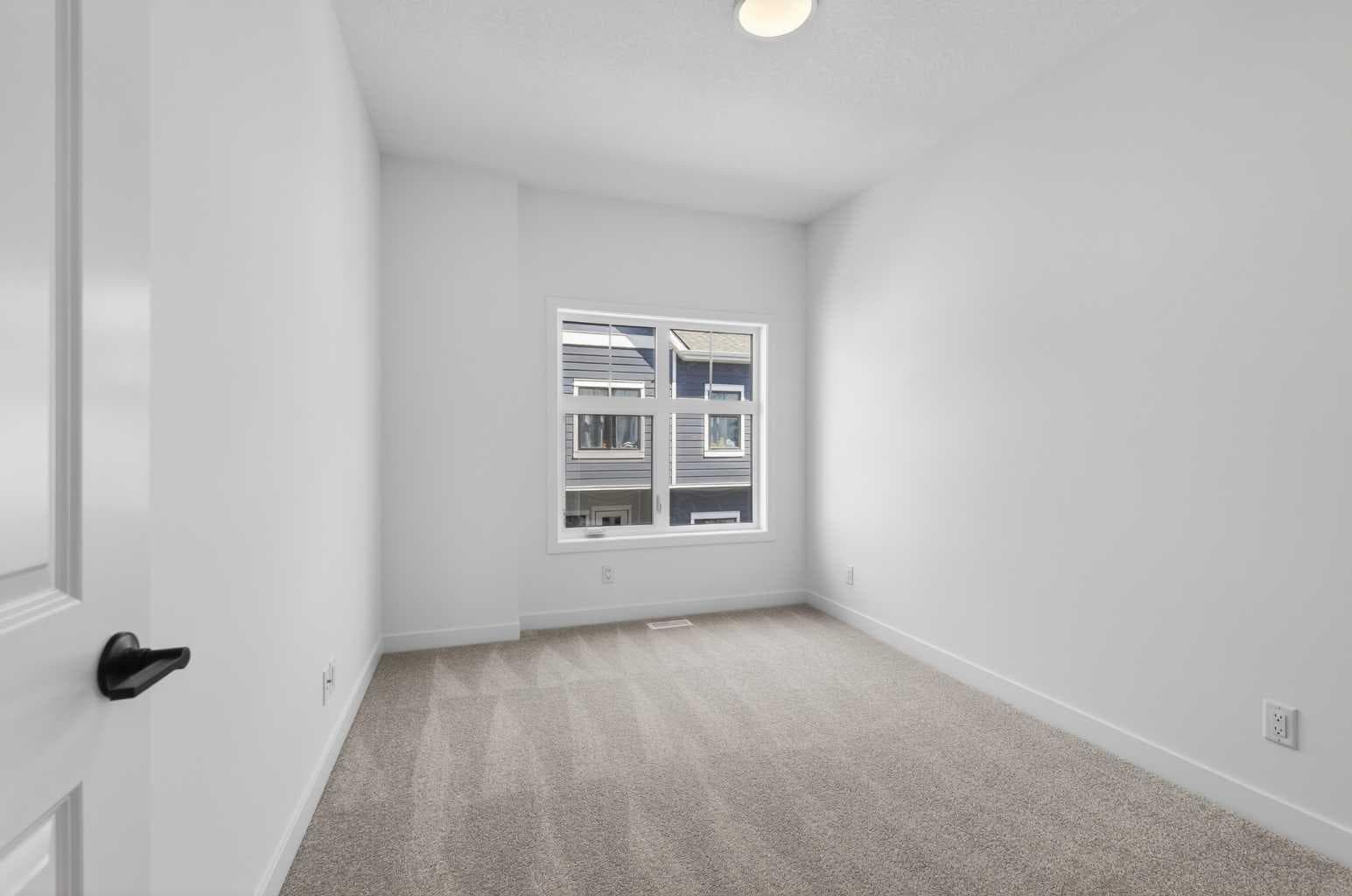 619 Mahogany Road SE