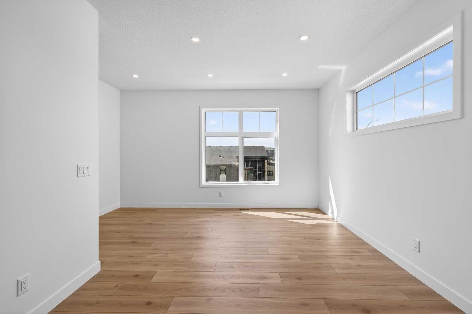 619 Mahogany Road SE