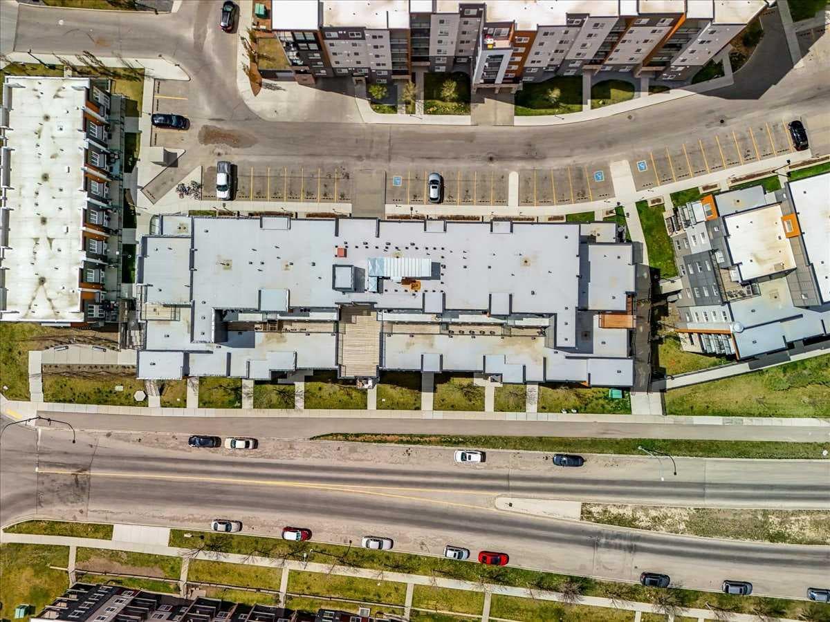 401, 10 Kincora Glen Park NW