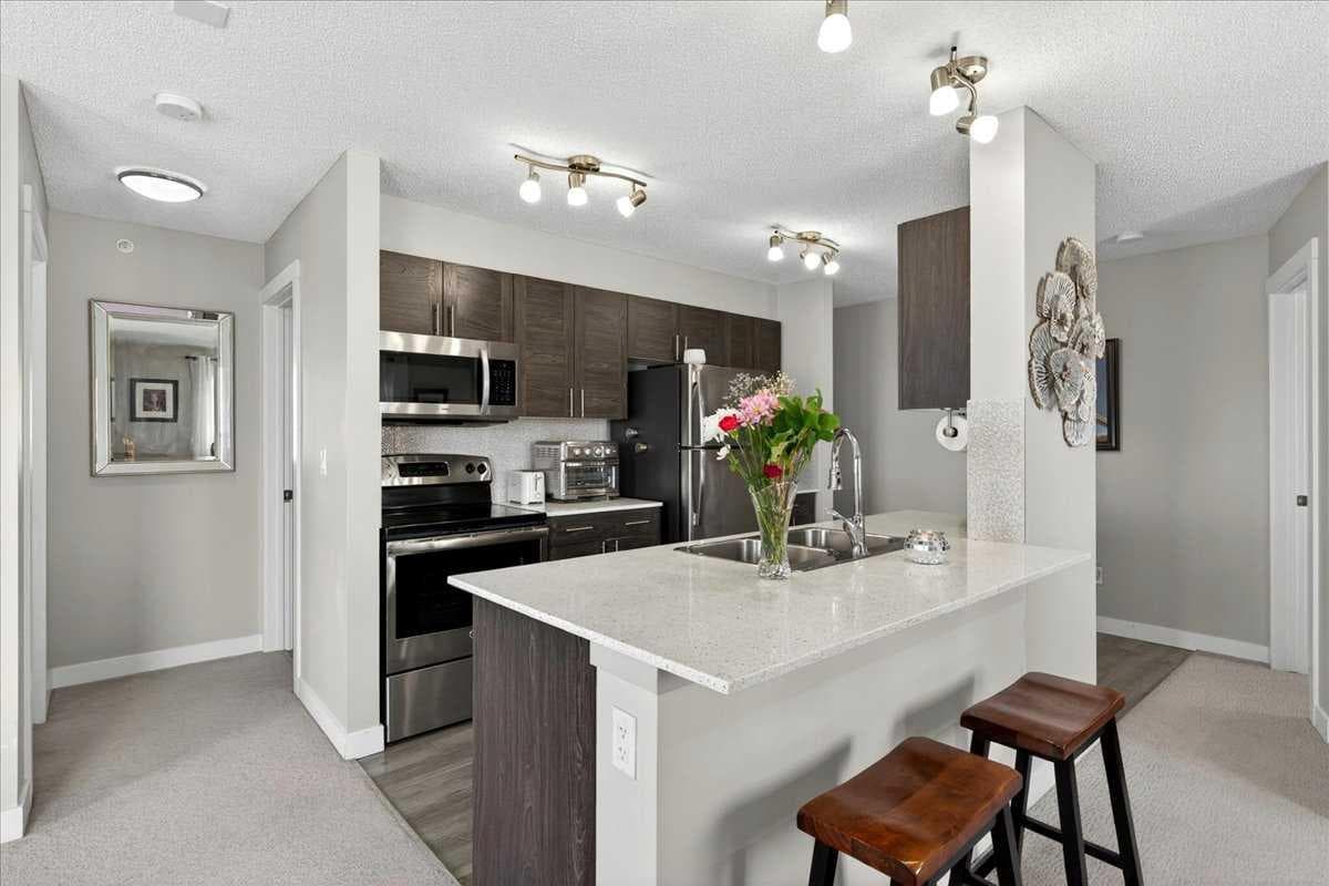 401, 10 Kincora Glen Park NW
