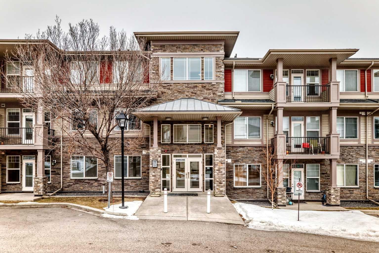 101, 22 Panatella Road NW
