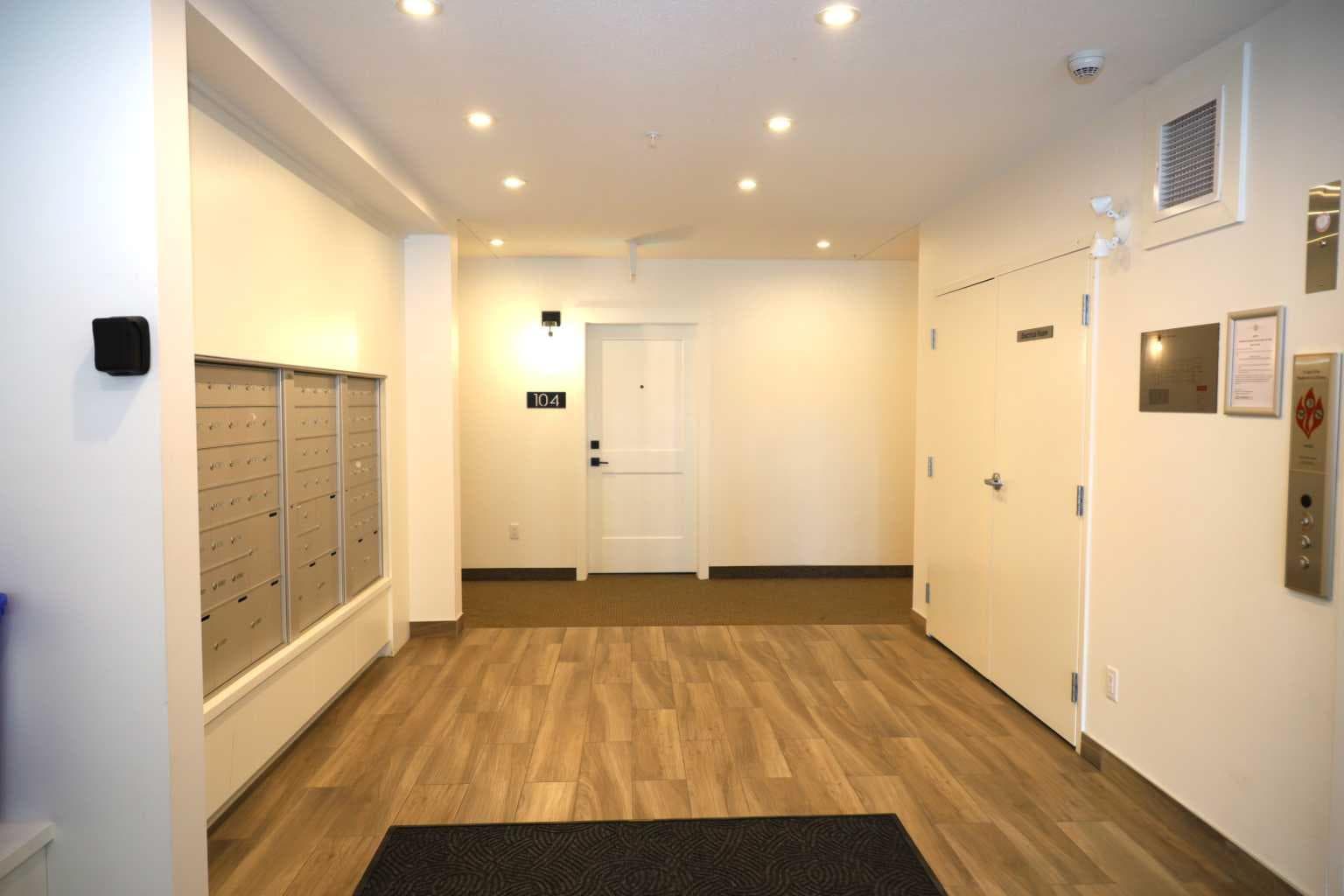 106, 70 Sage Hill Walk NW