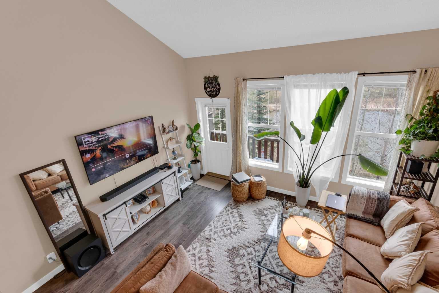 17, 28 Heritage Drive 