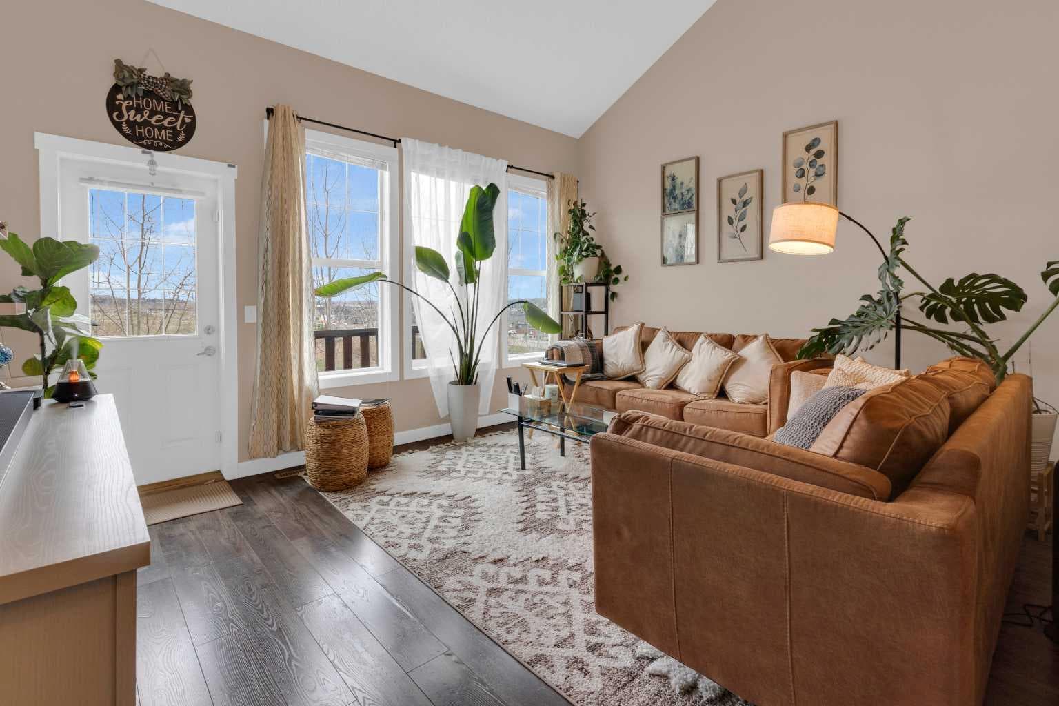 17, 28 Heritage Drive 