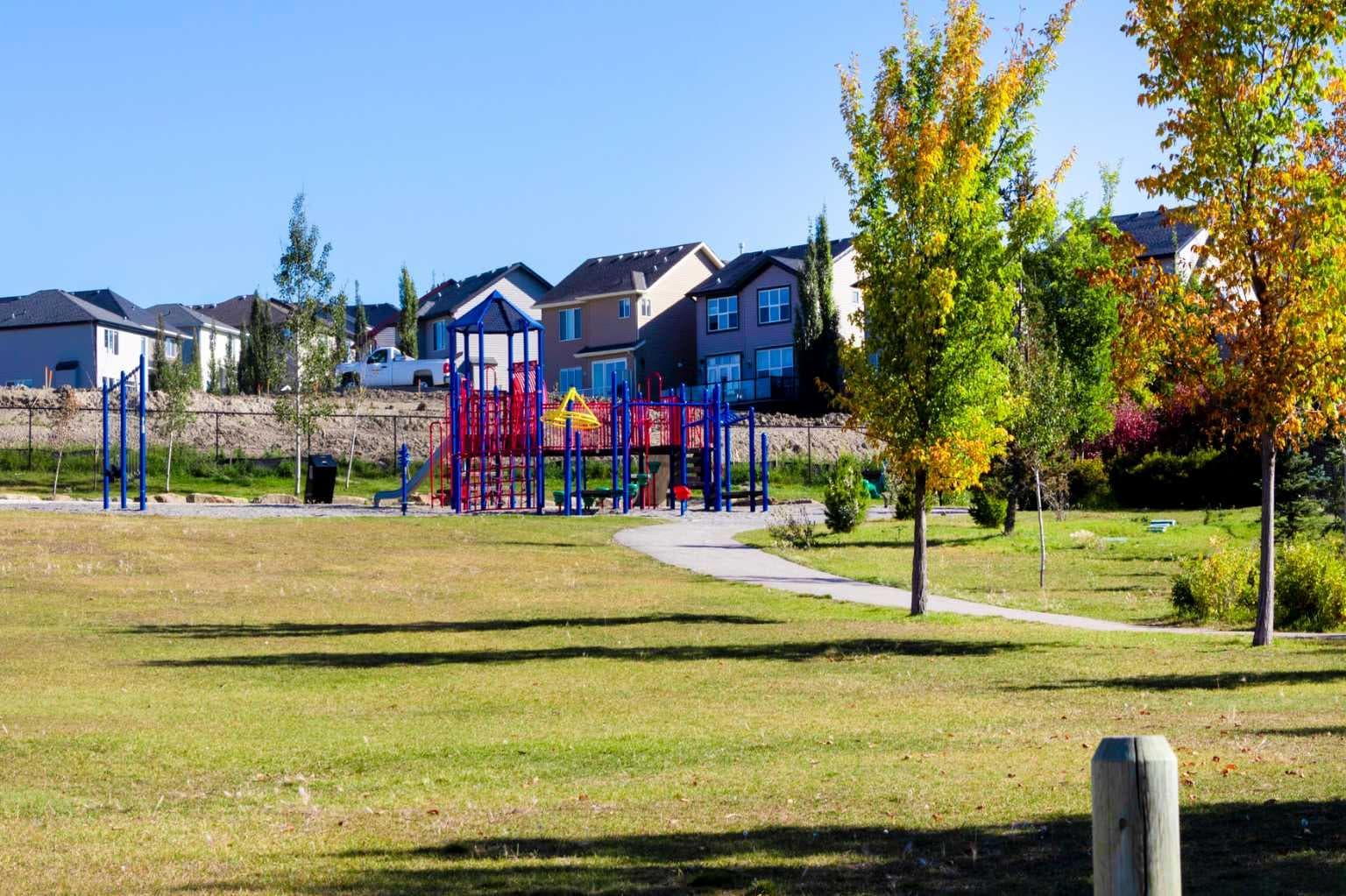 17, 28 Heritage Drive 