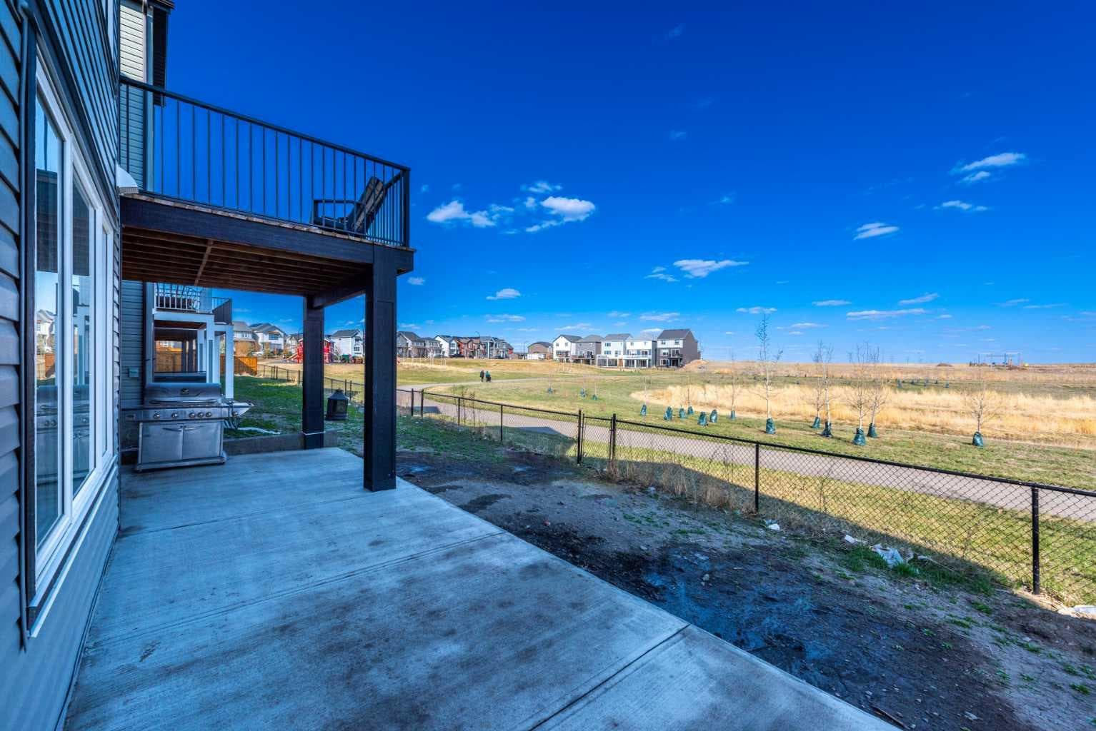 46 Savoy Landing SE