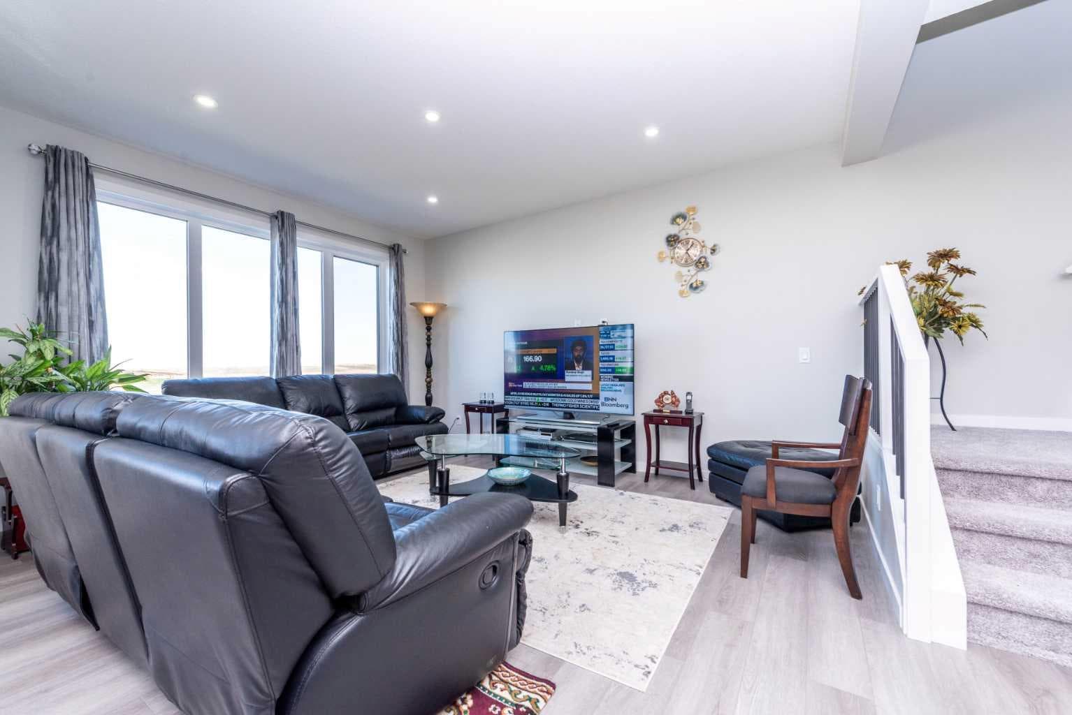 46 Savoy Landing SE