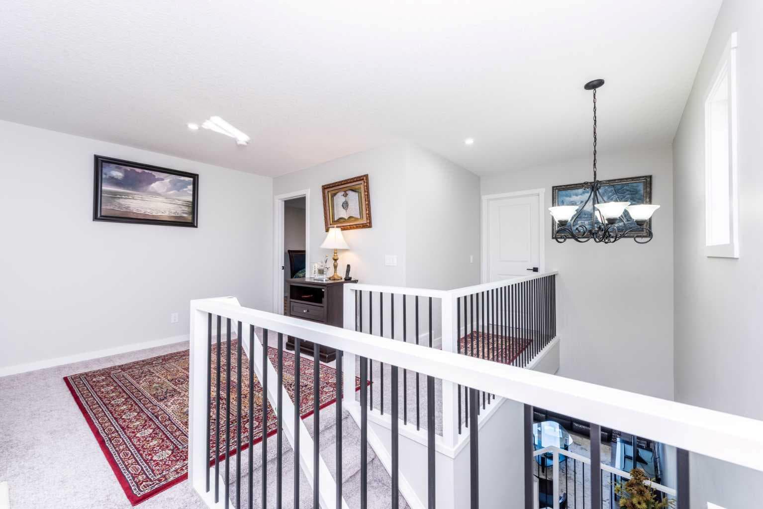 46 Savoy Landing SE