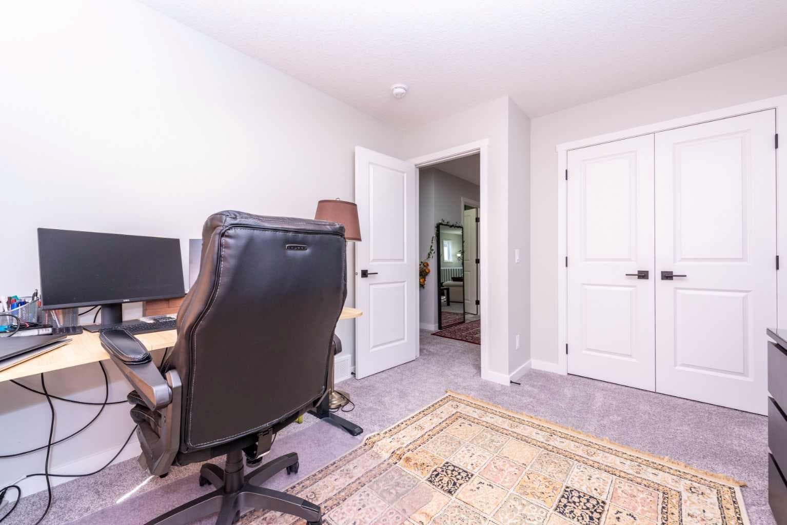 46 Savoy Landing SE