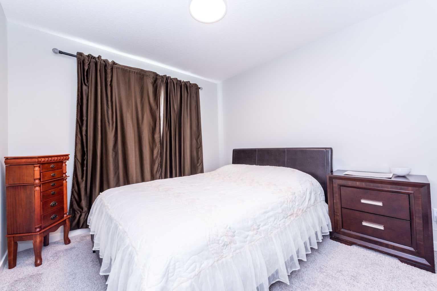 46 Savoy Landing SE