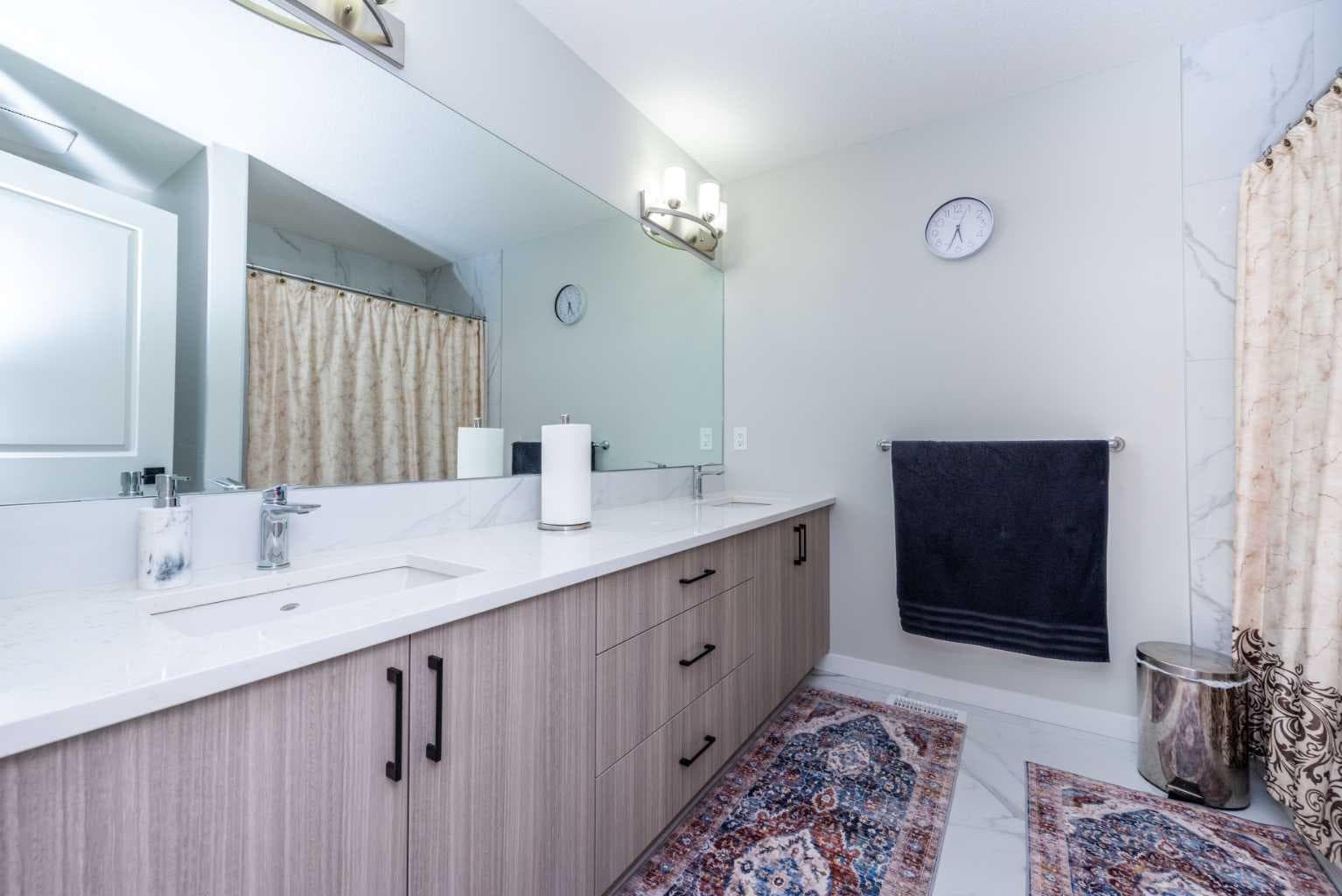 46 Savoy Landing SE