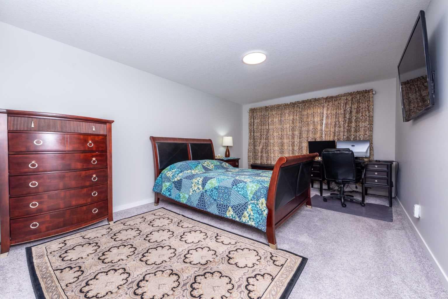 46 Savoy Landing SE