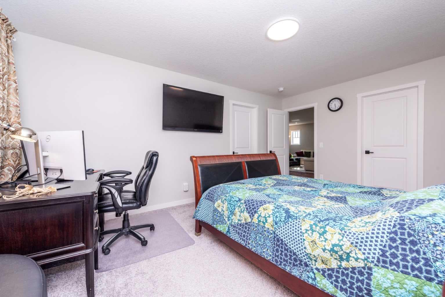 46 Savoy Landing SE