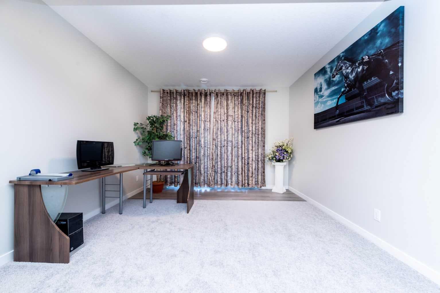 46 Savoy Landing SE