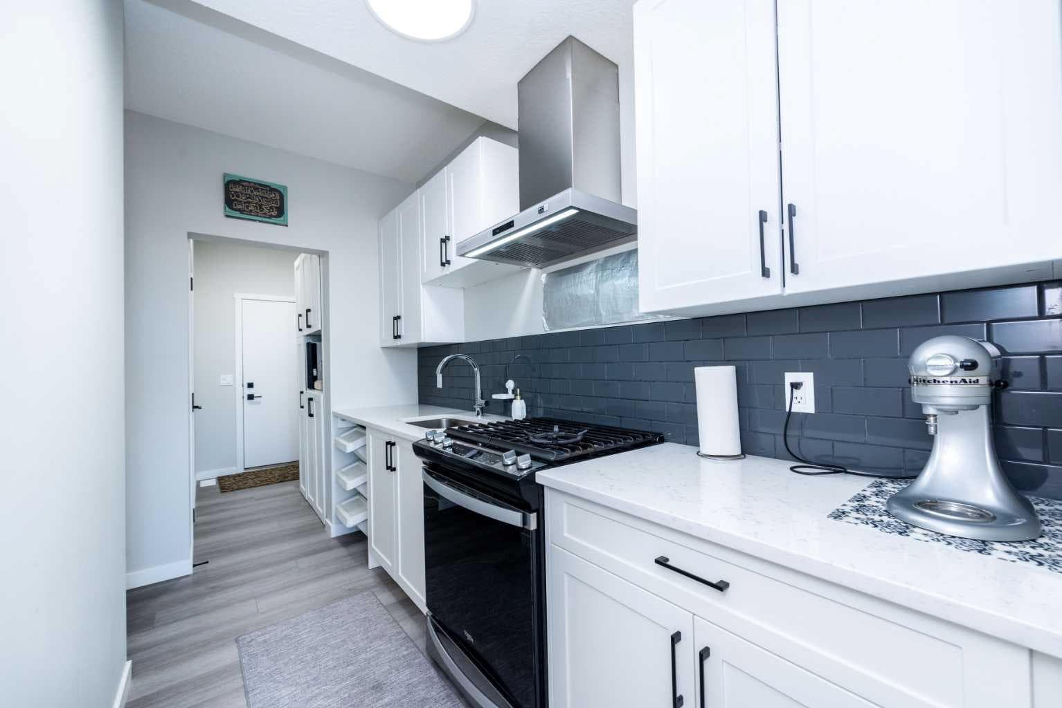 46 Savoy Landing SE