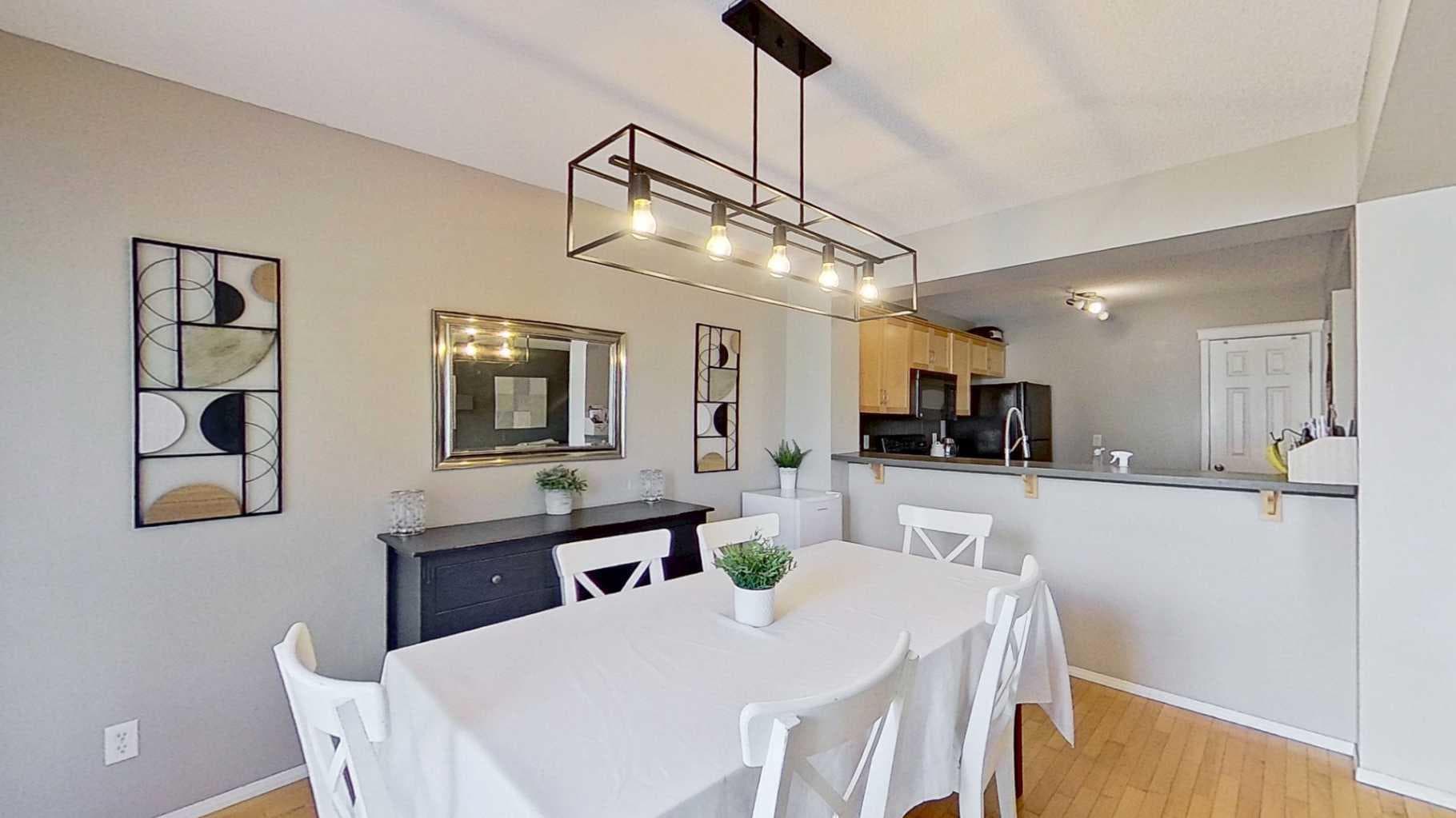 17 Sunset Heights 