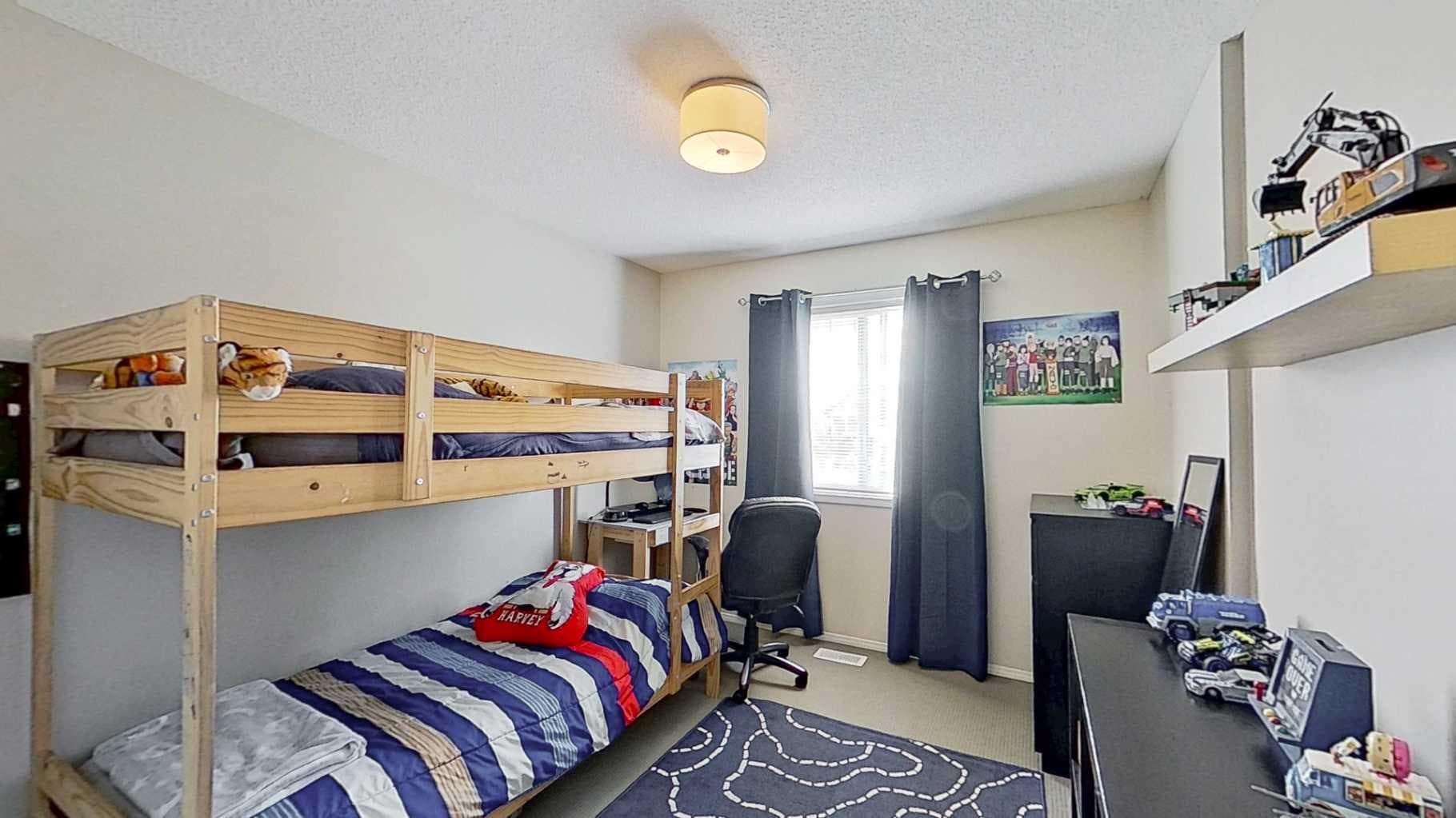 17 Sunset Heights 