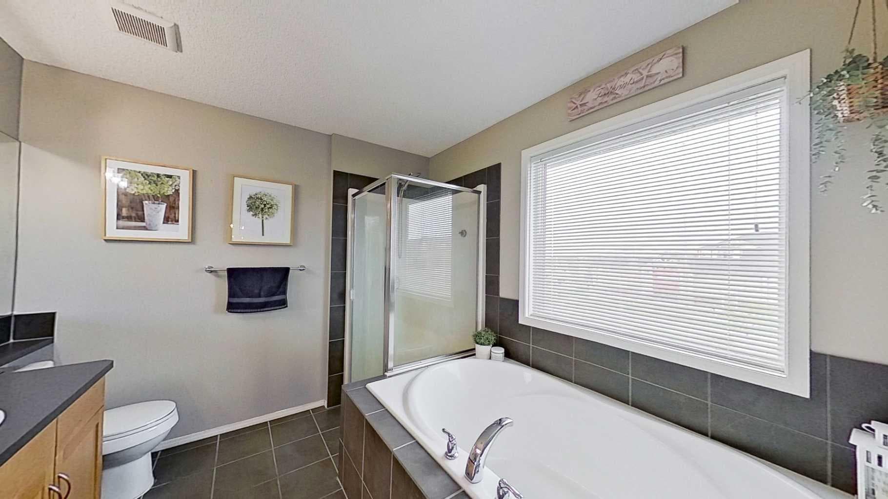 17 Sunset Heights 